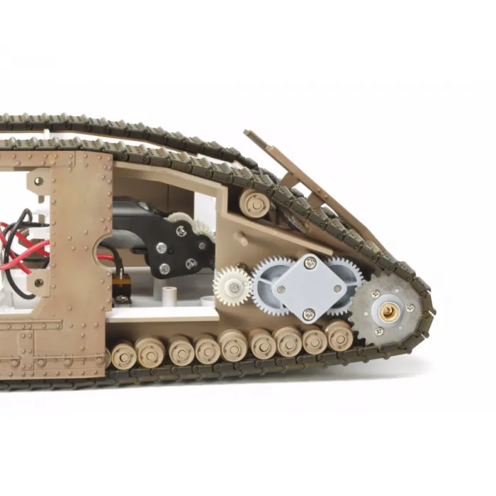 1/35 WWI British Tank Mk.IV Male (inclusief Motor) Tamiya 30057