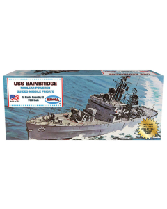 1/600 USS Bainbridge Nuclear Powered Guided Missile Frigate Model Engineering A717