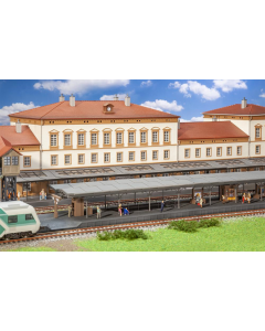 H0 Perron Friedrichstadt Faller 120105