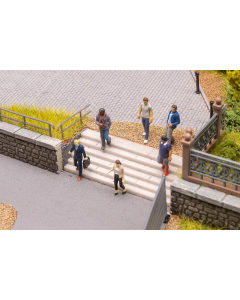 H0 Trapafdalende personen Faller 151727