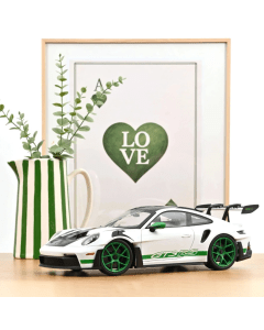 1/12 Porsche 911 GT3 RS w/Weissach Pack 2022 Norev 127535