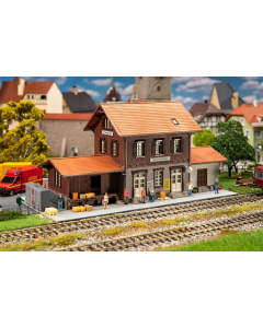 H0 Station Kleinengstingen Faller 110133