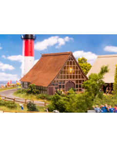 H0 Noord-Duits rietdakhuis Faller 130674