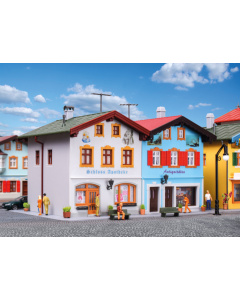 H0 Kasteelapotheek en antiek in Tölz Kibri 38821