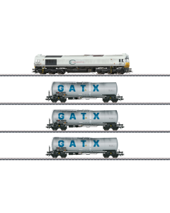 H0 DB Treinset met Dieselektrische Goederenlocomotief type JT42CWRM met drie Ketelwagens GATX "Kerosin Transport” Marklin 26077