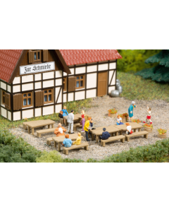 N Tafels & banken / Bänke & Tische Auhagen 44650