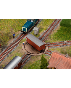 N Kleine Wagondraaischijf met servomotor-aandrijving (lasercut) Faller 222114