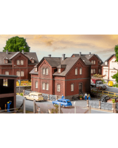 H0 Woonhuis Bergmannsplatz 2 Faller 130753