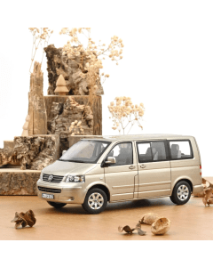 1/18 VW Multivan 2003 Wheat Beige metallic Norev 188602