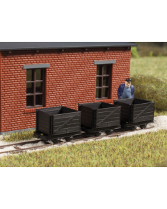 H0f Veldbaan Bakwagens, 3 stuks Auhagen 41706