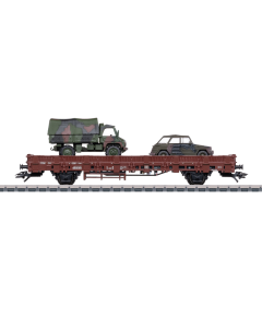 Marklin 46929 H0 DB Rongenwagen type Kbs 443 beladen met VW 181 en Unimog S 404 Bundeswehr