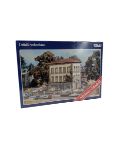 H0 Unfallkrankenhaus (1e hulp Ziekenhuis), Meister-Modell Pola 192