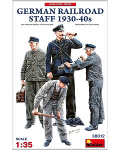 1/35 German Railroad Staff 1930-40s MiniArt 38012