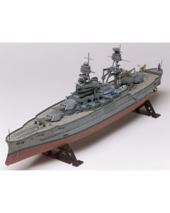 1/426 USS Arizona Battleship Revell 10302
