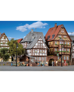 H0 Poortgebouw Miltenberg Kibri 38901