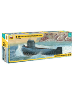 1/350 K-19 Soviet Nuclear Submarine, Hotel Class Zvezda 9025