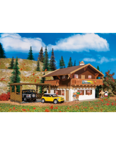 H0 Gastenverblijf met carport Vollmer 43961