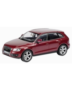1/43 Audi Q5, granaatrood Schuco 07232