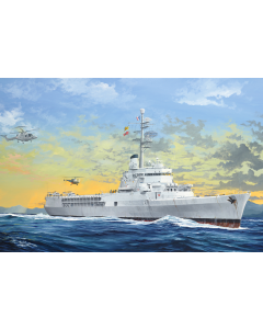 1/350 French Navy Helicopter Cruiser Jeanne d'Arc Trumpeter 05635