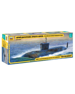 1/350 Russian Nuclear Submarine "Yuri Dolgorukij" Zvezda 9061