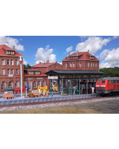 H0 Perron Zell an der Mosel met LED-verlichting Kibri 39564